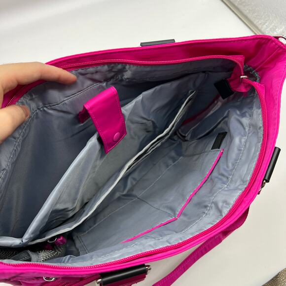 IHKWIP Cargo Catchall Tote No Crossbody Strap Ruby Berry - Picture 3 of 12